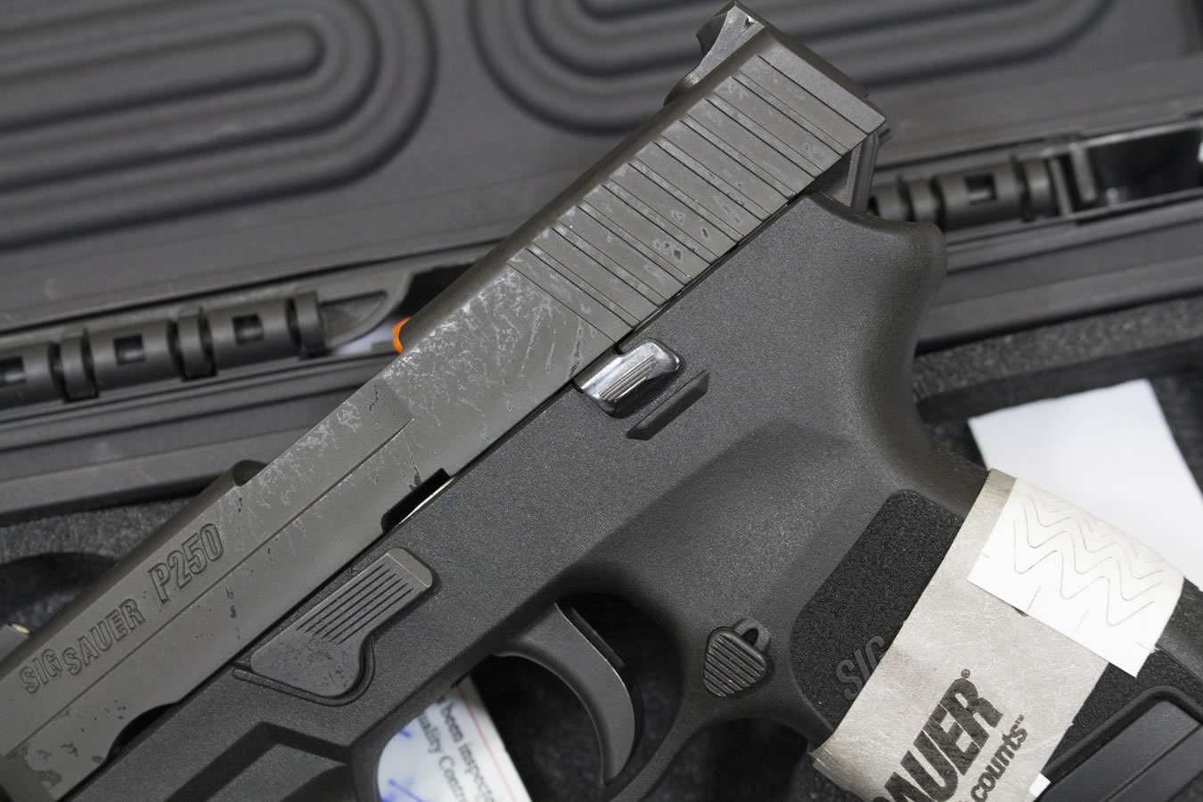 SIG SAUER P250 Subcompact 40 S&W Police Trade-ins with Night Sights and 2 Magazines (New in Box)