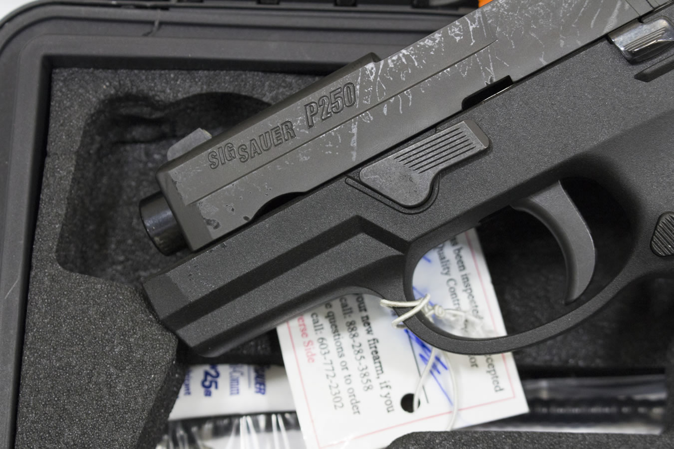 SIG SAUER P250 Subcompact 40 S&W Police Trade-ins with Night Sights and 2 Magazines (New in Box)