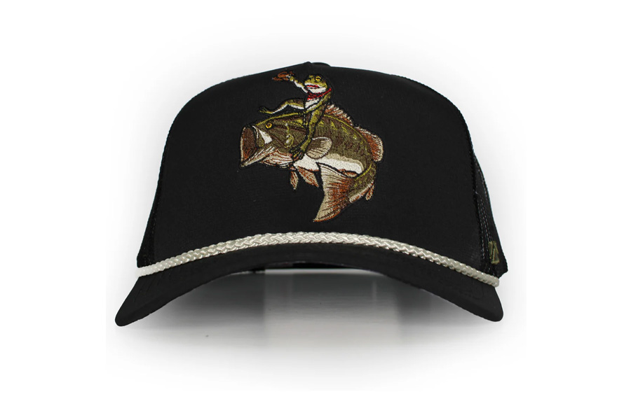 Paramount Apparel Bassakwards Frog Riding a Bass Black