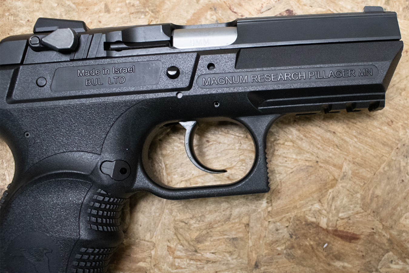 MAGNUM RESEARCH Baby Desert Eagle 9mm Police Trade-In Semi-Compact Pistol