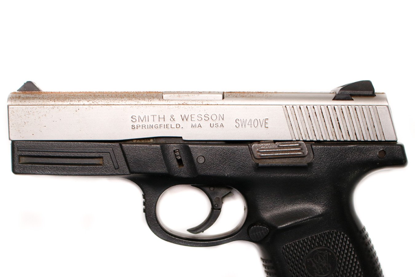 SMITH AND WESSON SW40VE 40 S&W Used Police Trade-In Pistol