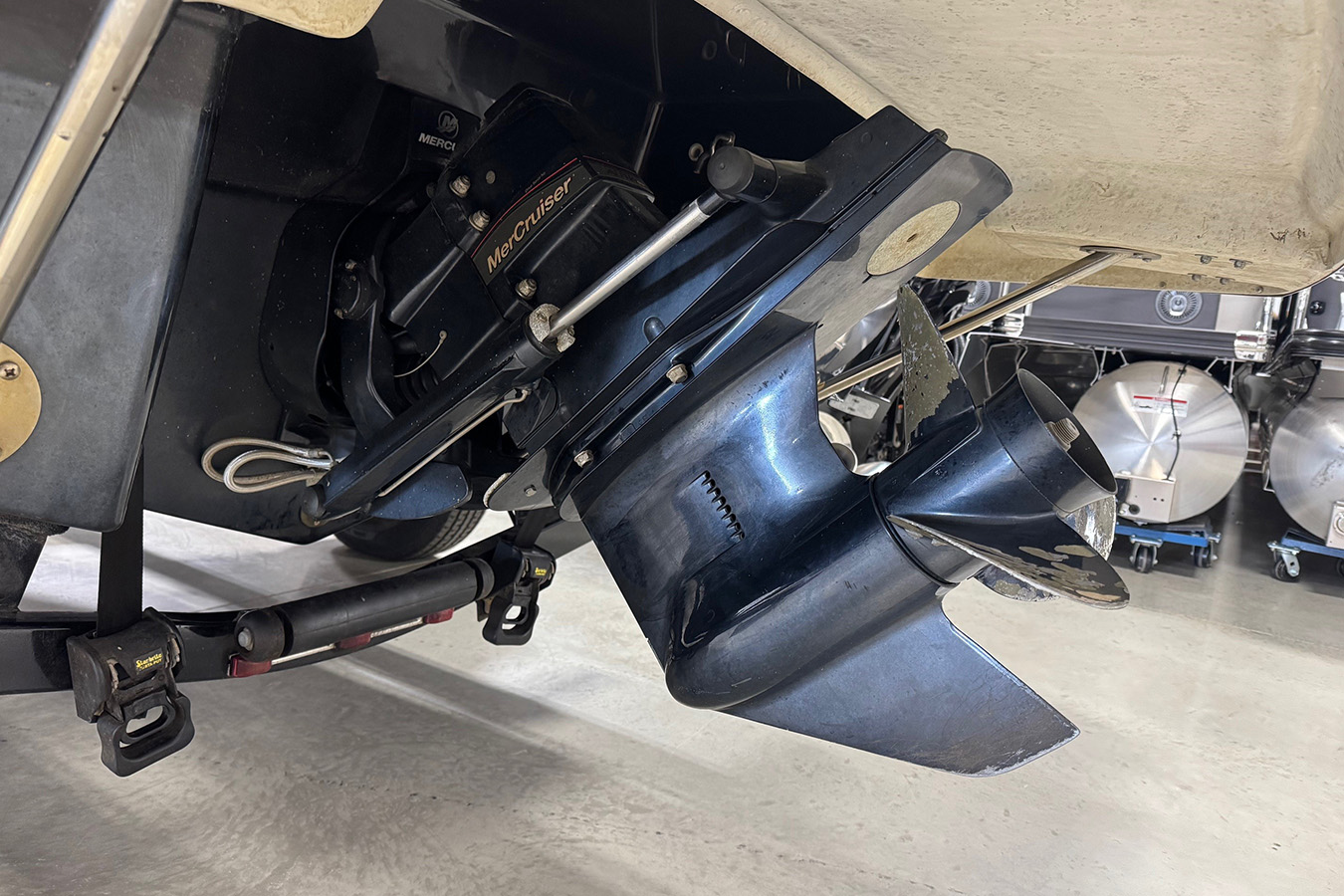 Four Winns 2016 H190 Signature Series with Mercruiser 4.3L V6 220HP