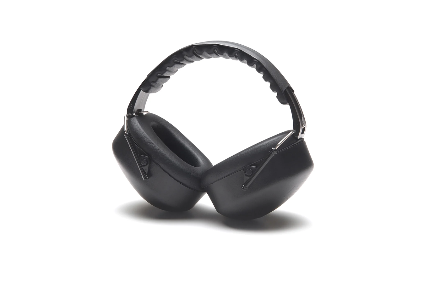 PYRAMEX Passive Pro Series NRR 27dB Earmuffs - Black