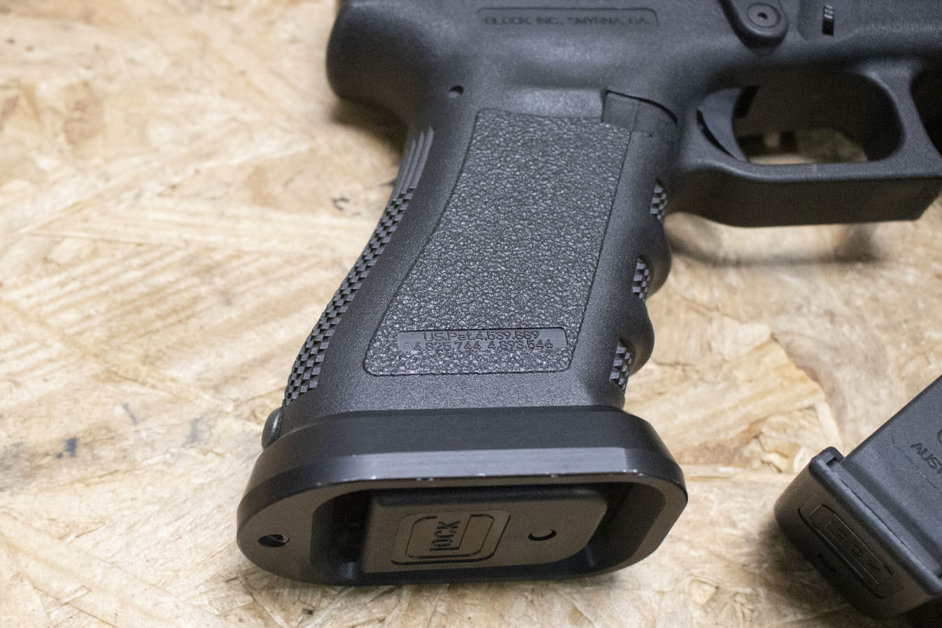 GLOCK 34 9mm Police Trade-In Pistol with Three Magazines, Optic Mount, and Flared Magwell