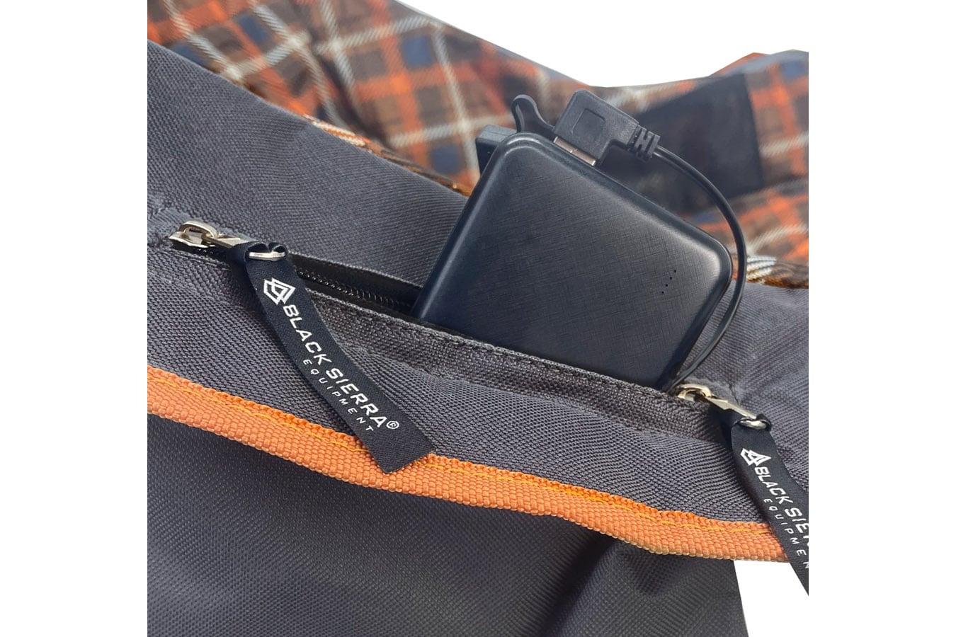 Black Sierra Equipment Heated Highland Padded Chair XL Orange