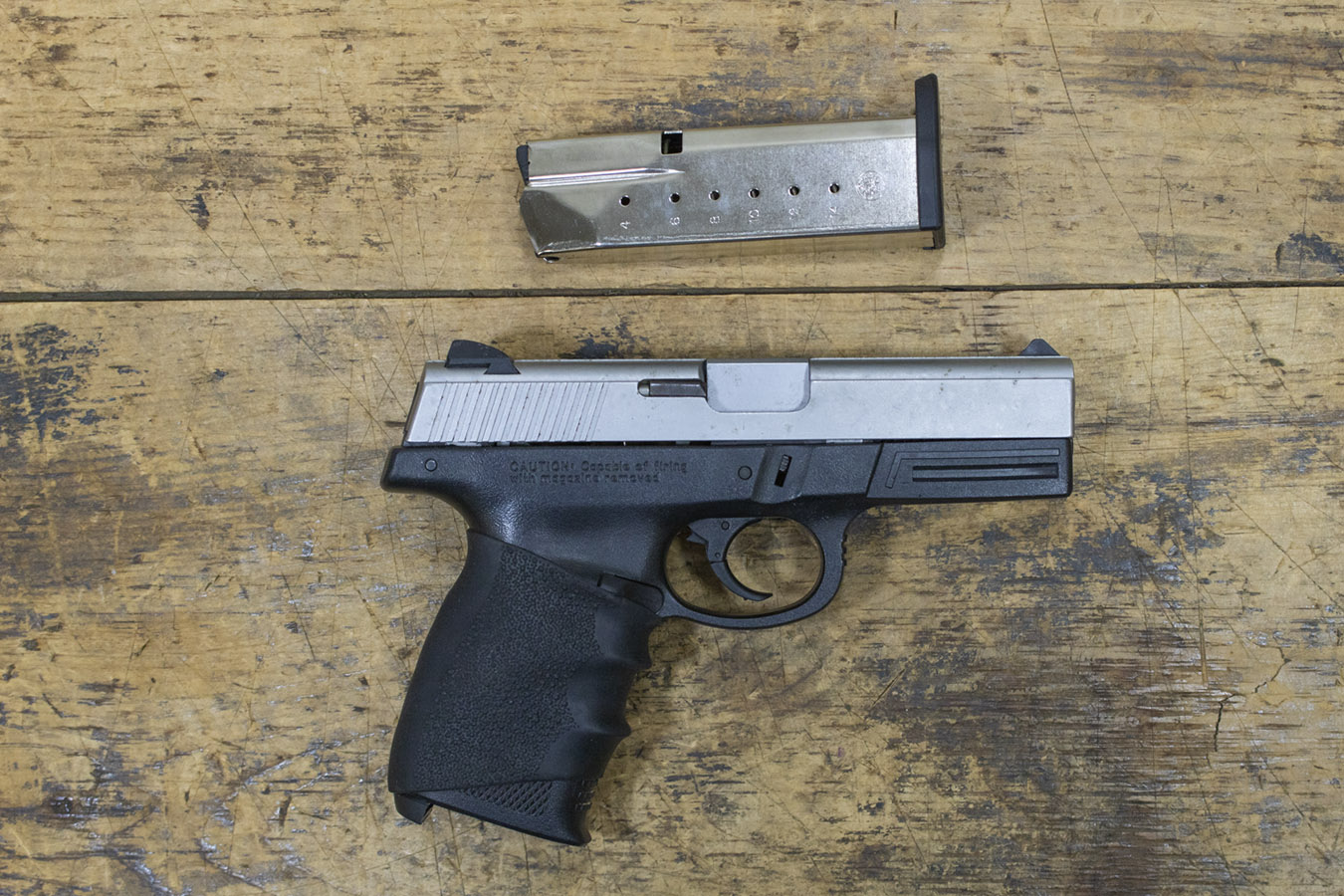 SMITH AND WESSON SW40VE 40 S&W Police Trade-In Pistol 