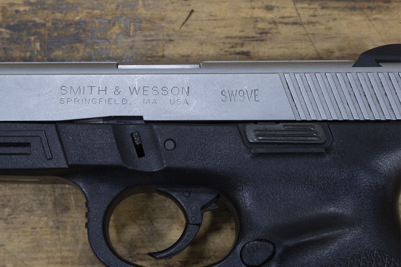 SMITH AND WESSON SWV9VE 9mm Police Trade-In Pistol 