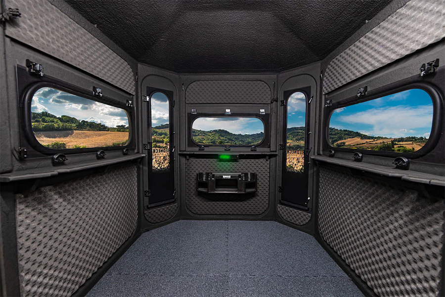 Redneck Outdoors The Buck Palace Platinum 360 Degree 6X6 Camo Box Blind