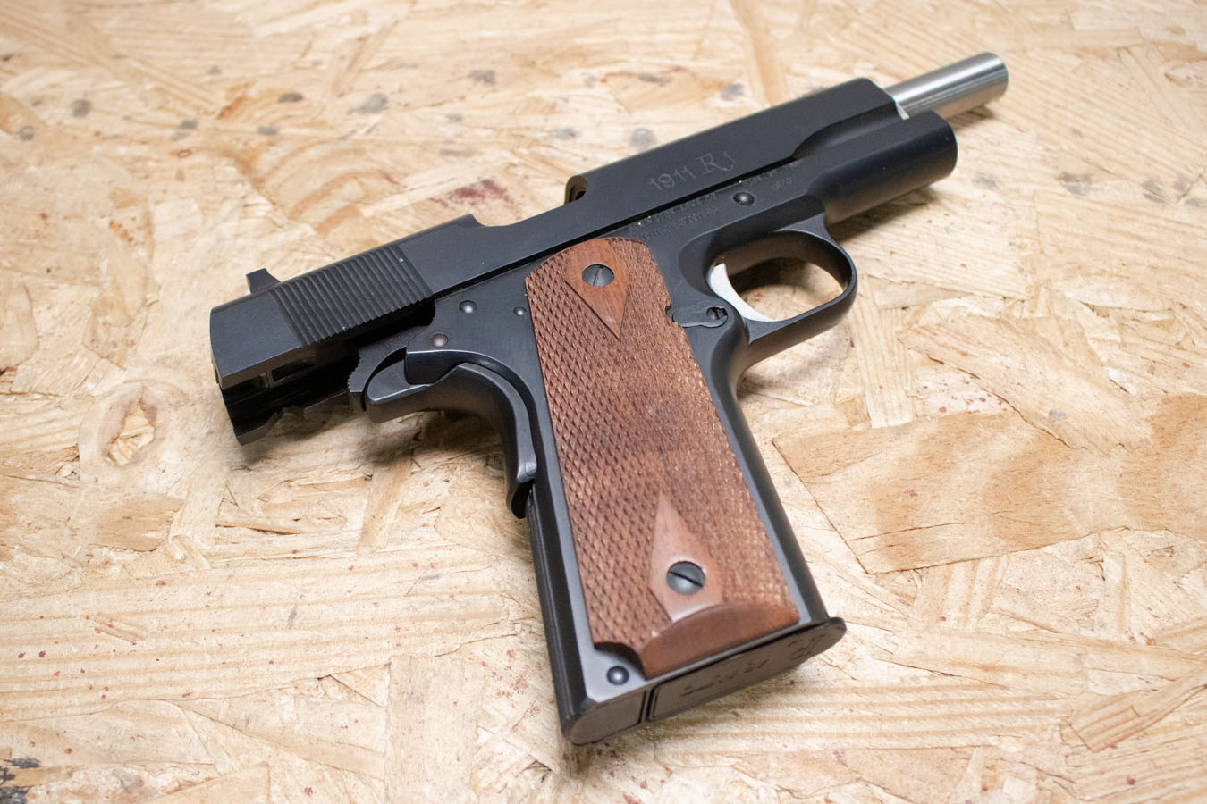 REMINGTON 1911R1 45ACP Police Trade-In Pistol with Stainless Barrel
