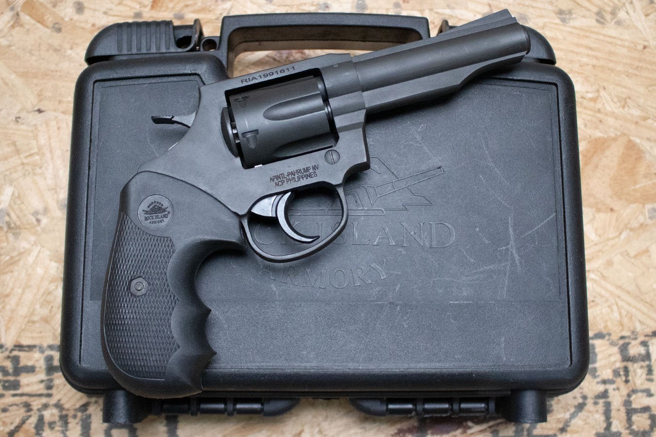 ROCK ISLAND ARMORY M200 38 Special Police Trade-In Revolver with Case