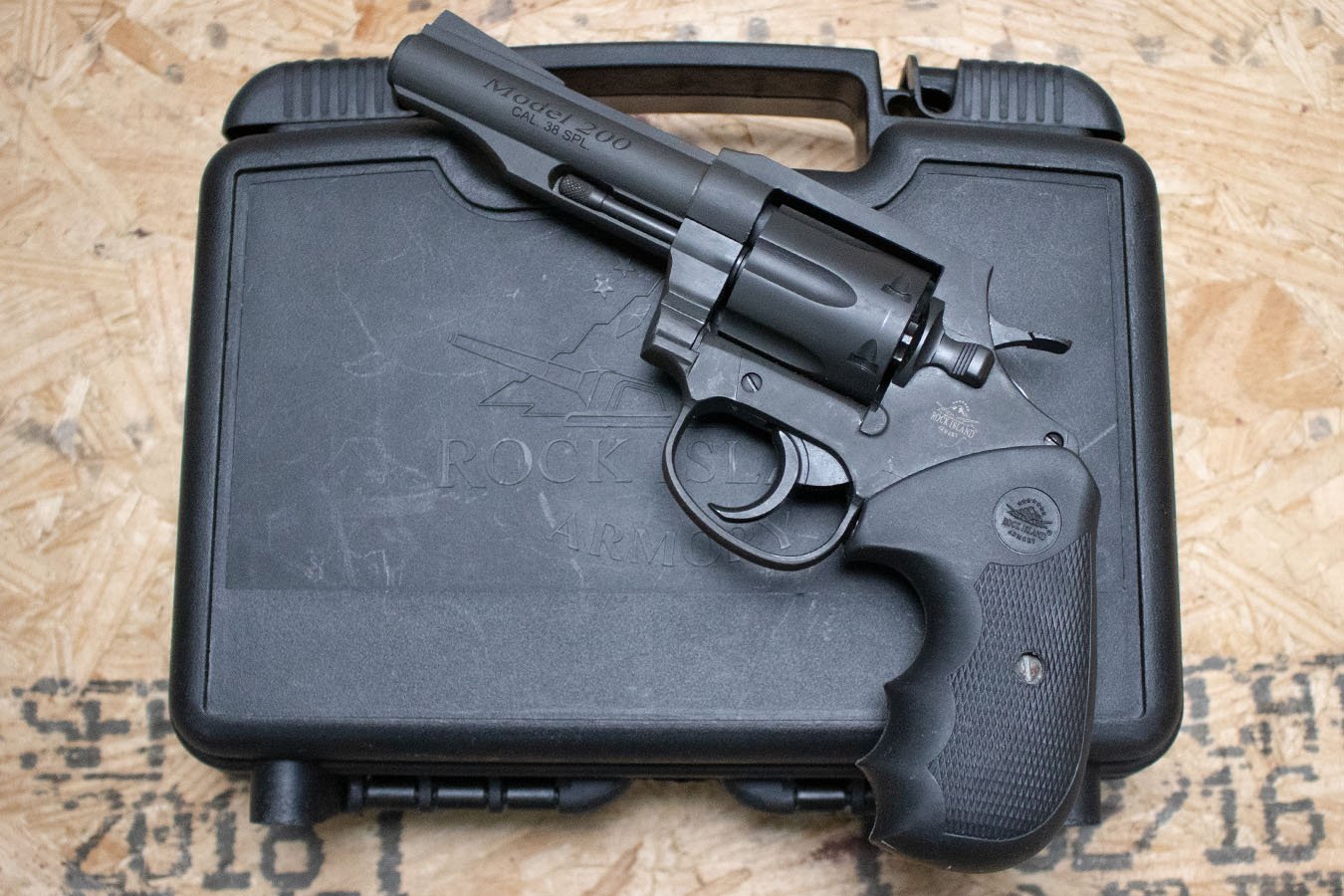 ROCK ISLAND ARMORY M200 38 Special Police Trade-In Revolver with Case