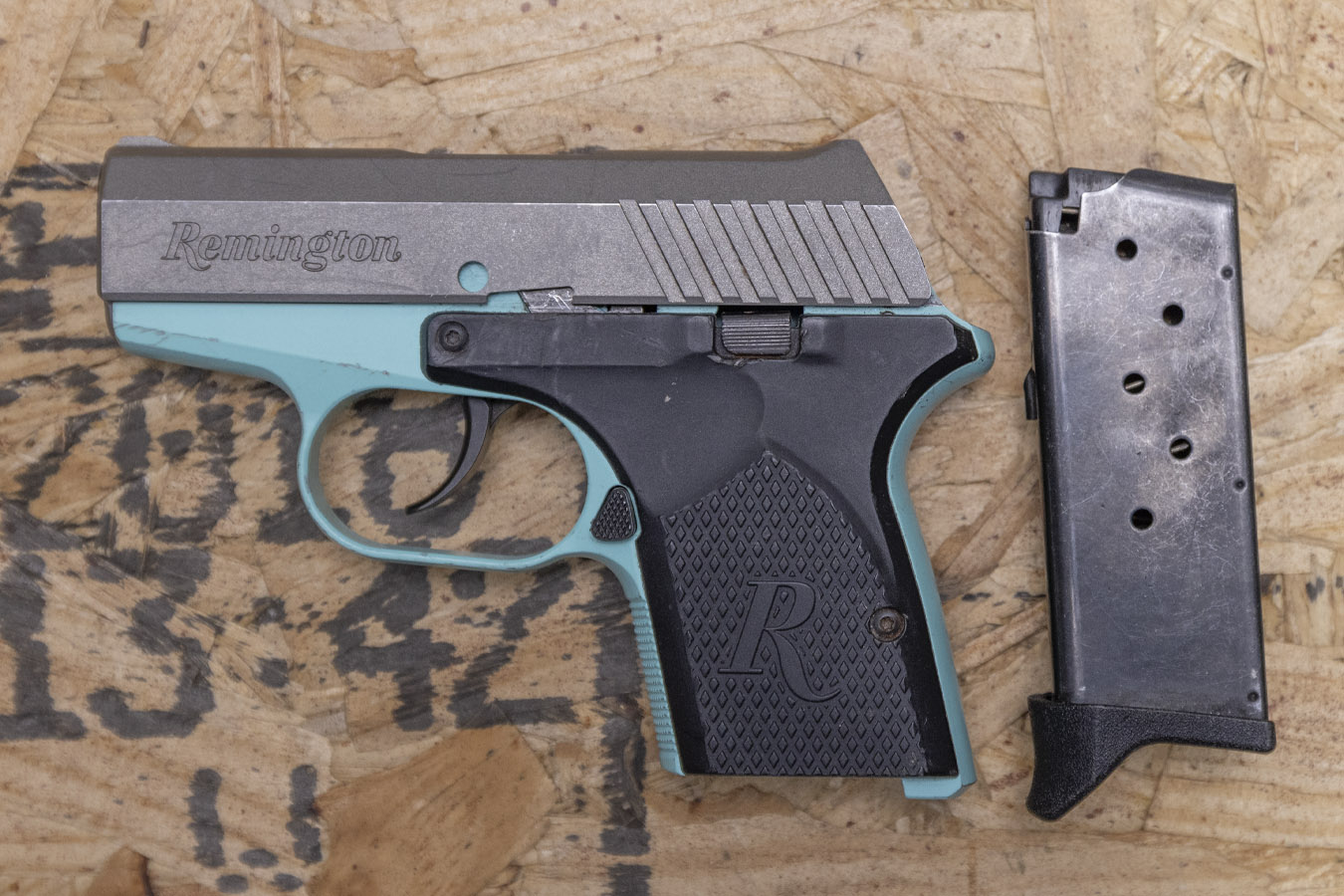 REMINGTON RM380 .380 Auto Police Trade-In Pistol Light Blue