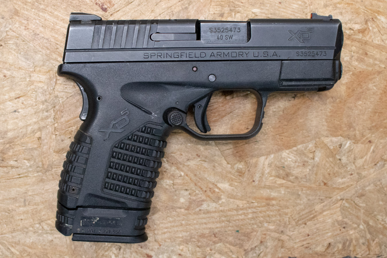 SPRINGFIELD XDS-40 3.3 40 S&W Police Trade-In Pistol with Extended Magazine