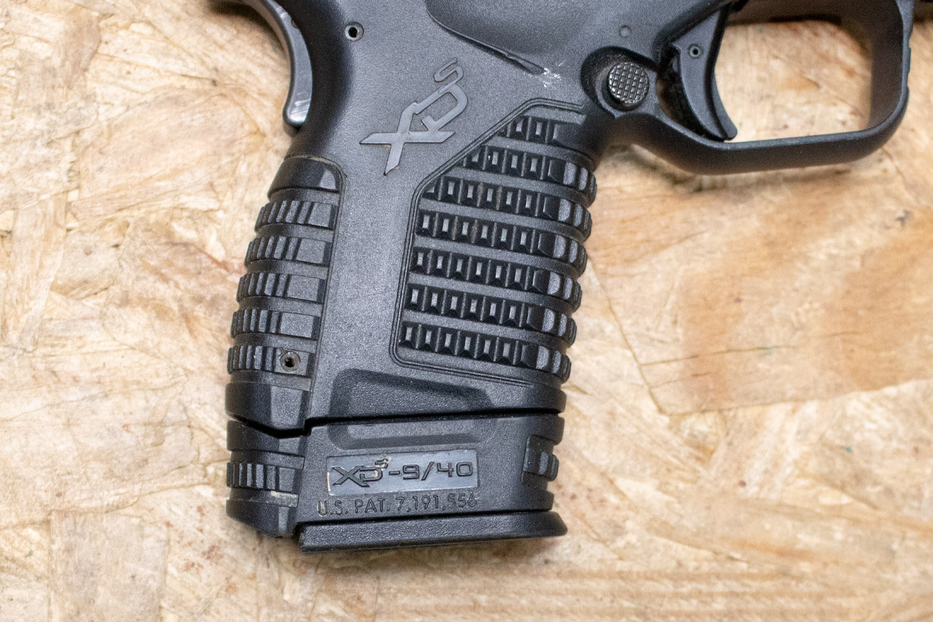SPRINGFIELD XDS-40 3.3 40 S&W Police Trade-In Pistol with Extended Magazine