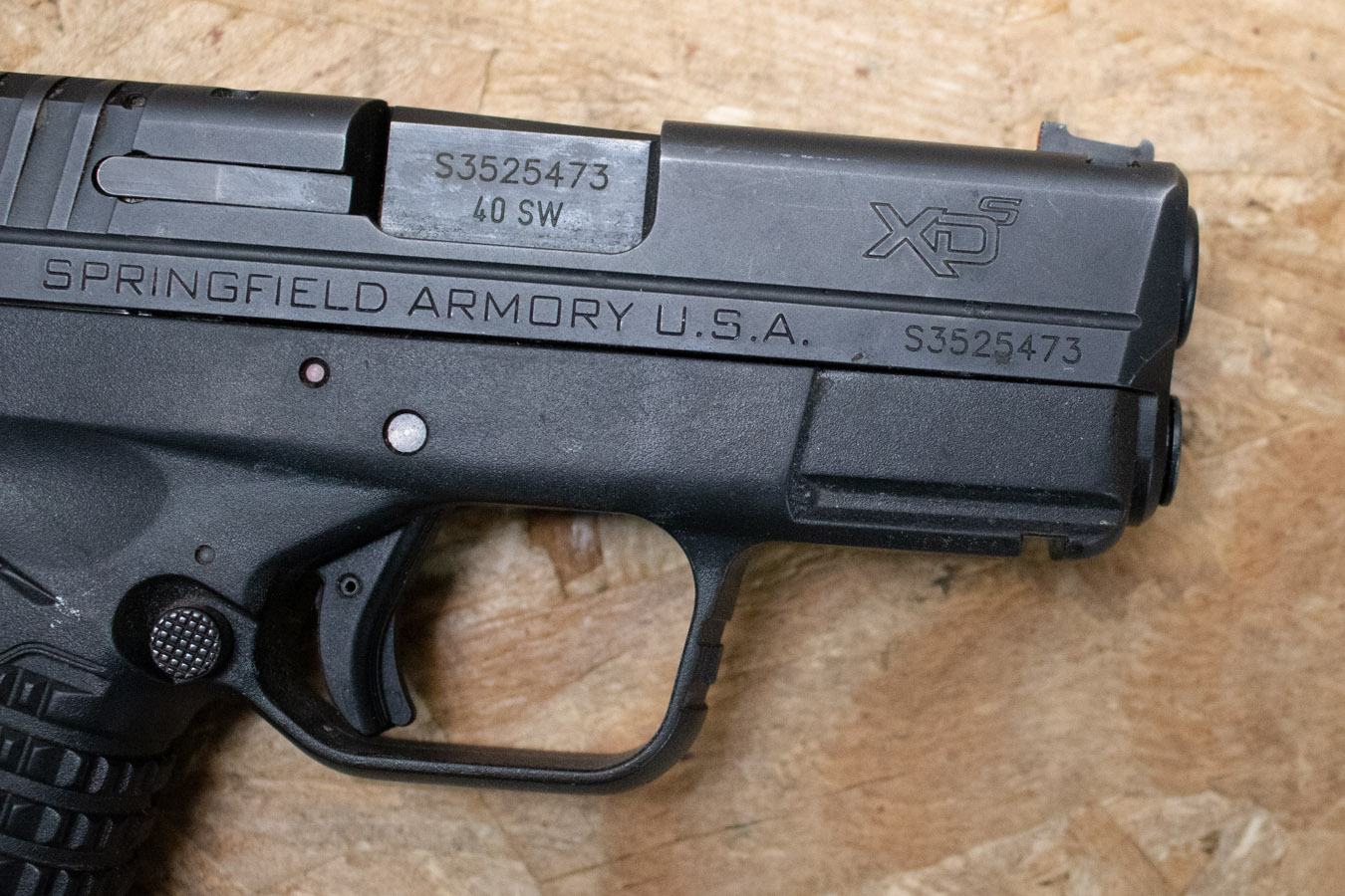 SPRINGFIELD XDS-40 3.3 40 S&W Police Trade-In Pistol with Extended Magazine