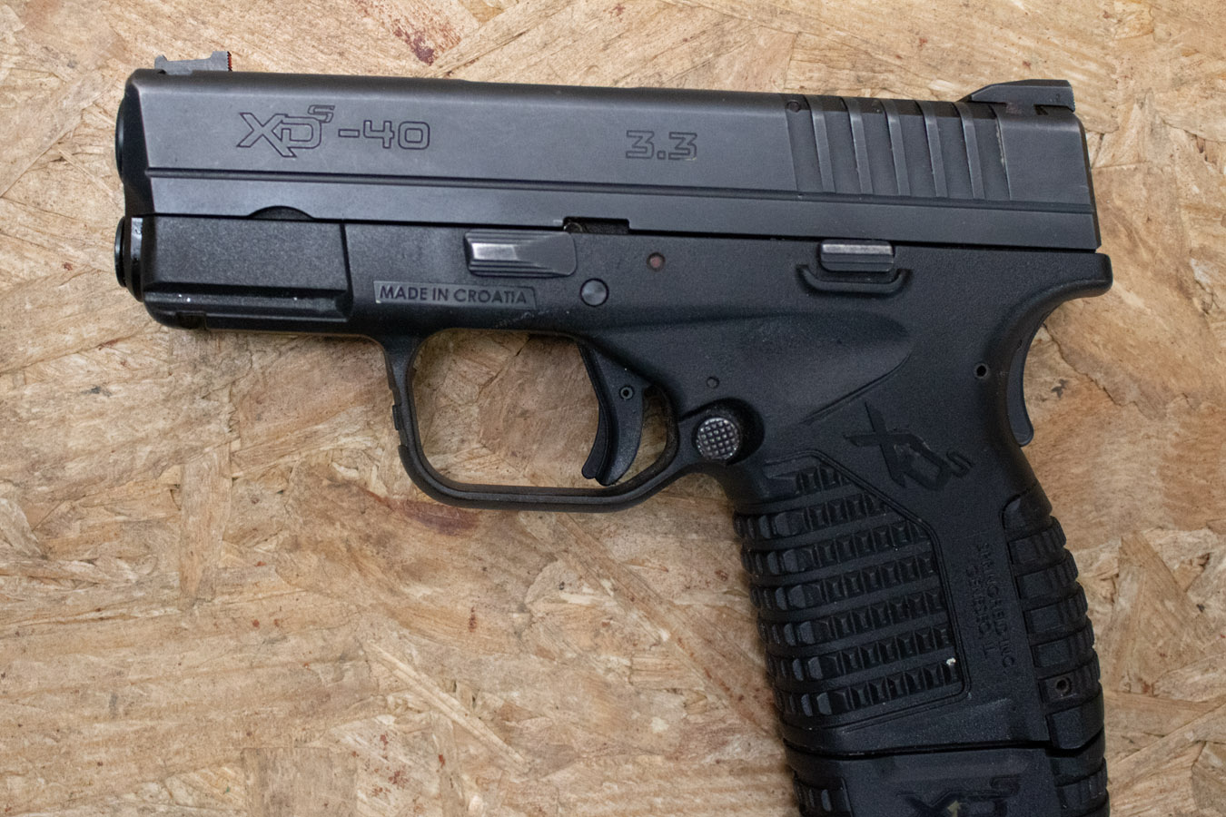 SPRINGFIELD XDS-40 3.3 40 S&W Police Trade-In Pistol with Extended Magazine