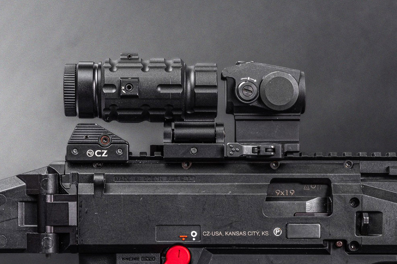 LEAPERS UTG® 3X Magnifier with Flip-to-side QD Mount Adjustable