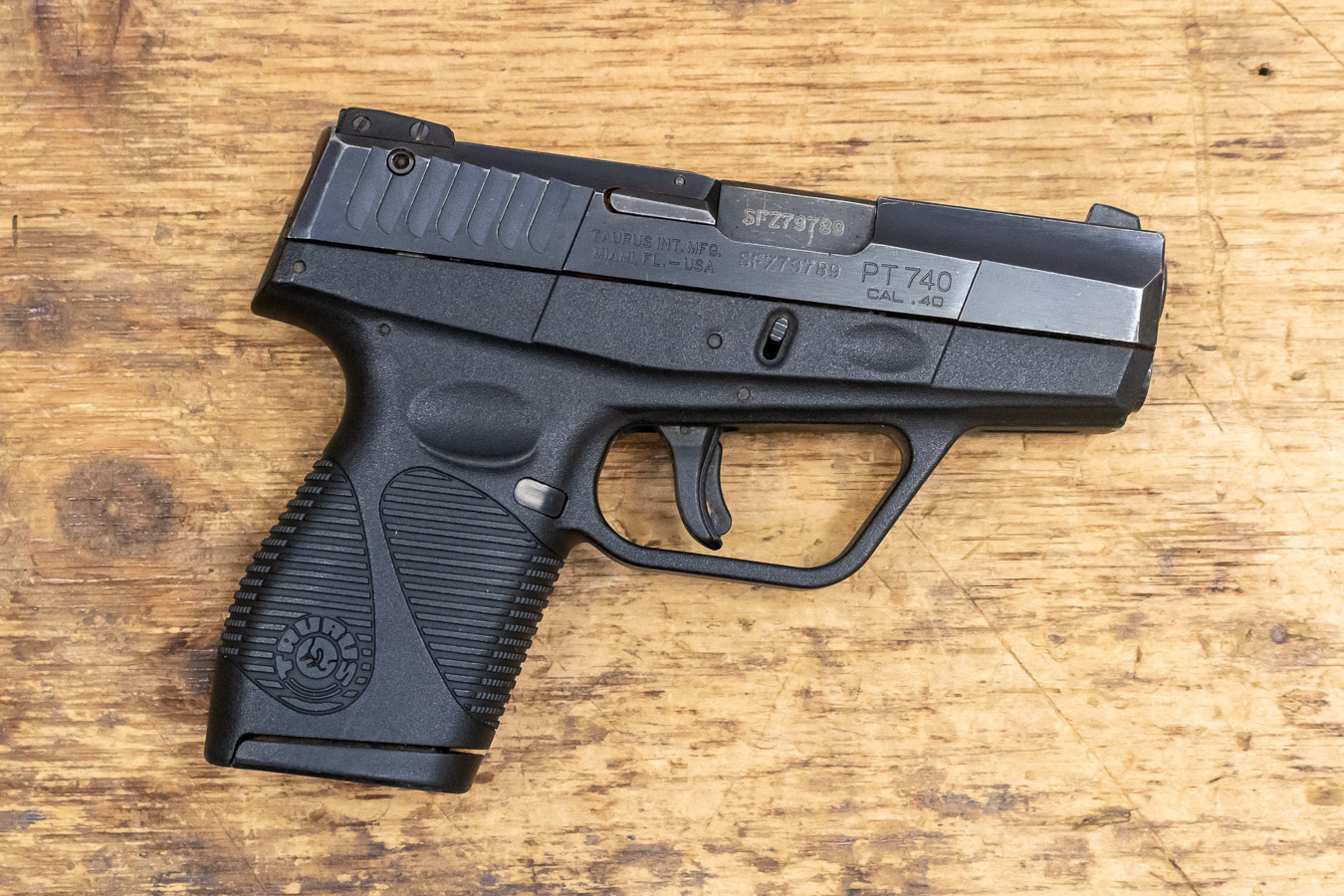 taurus-pt740-slim-40-s-w-used-police-trade-in-pistol-sportsman-s