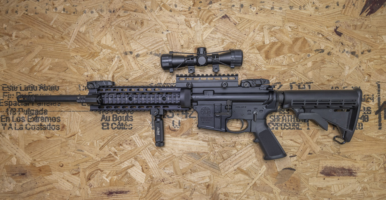 SMITH AND WESSON M&P15 5.56 NATO Police Trade-In AR with Optic (Mag Not Inlcuded)