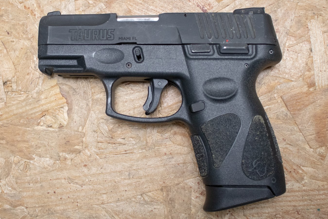 TAURUS G2C 9mm Police Trade-In Pistol with Manual Safety