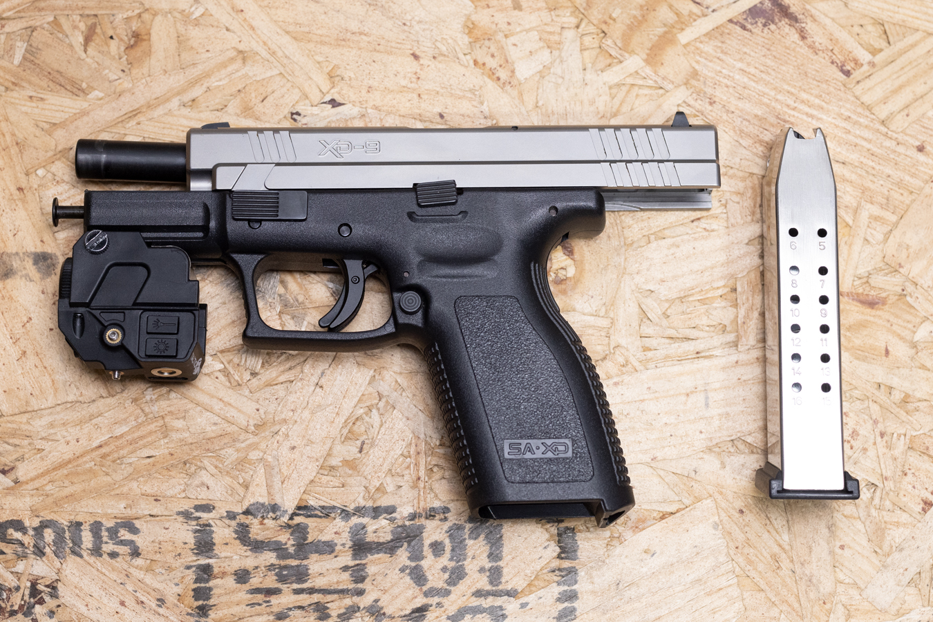SPRINGFIELD XD-9 9mm Police Trade-In Pistol with Light and Laser
