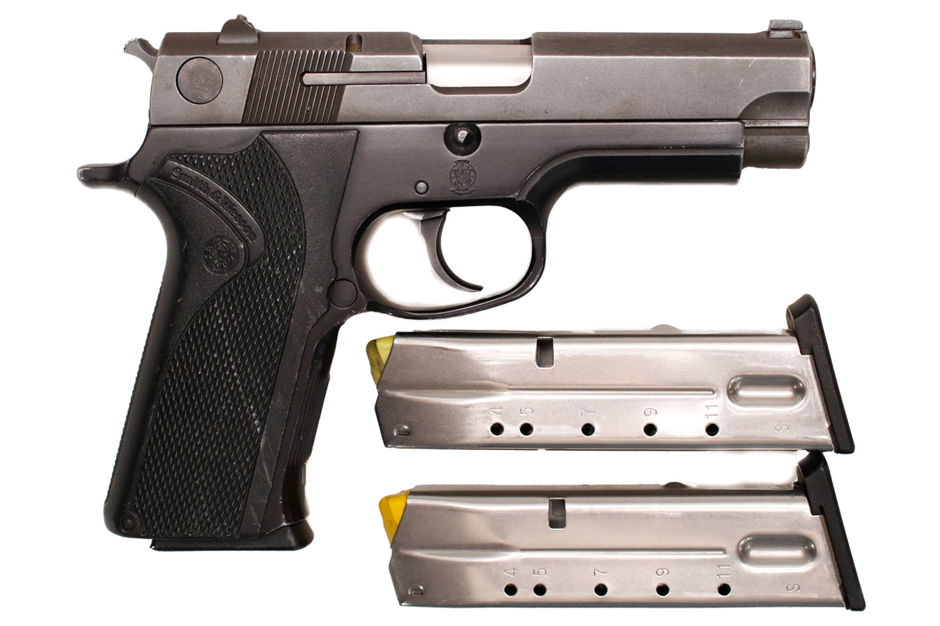 SMITH AND WESSON 411 40 S&W Police Trade-In Pistol with Three Magazines