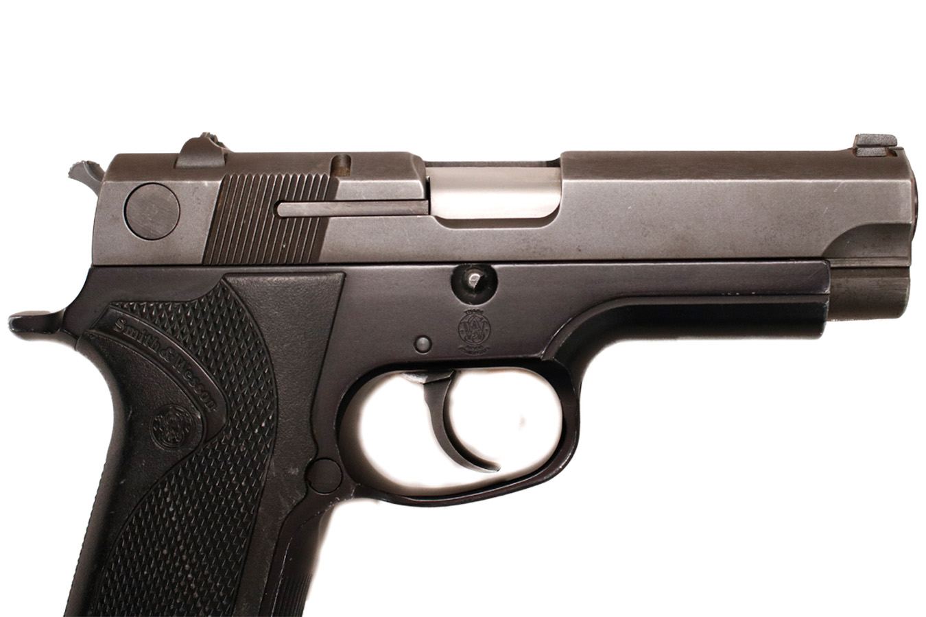 SMITH AND WESSON 411 40 S&W Police Trade-In Pistol with Three Magazines