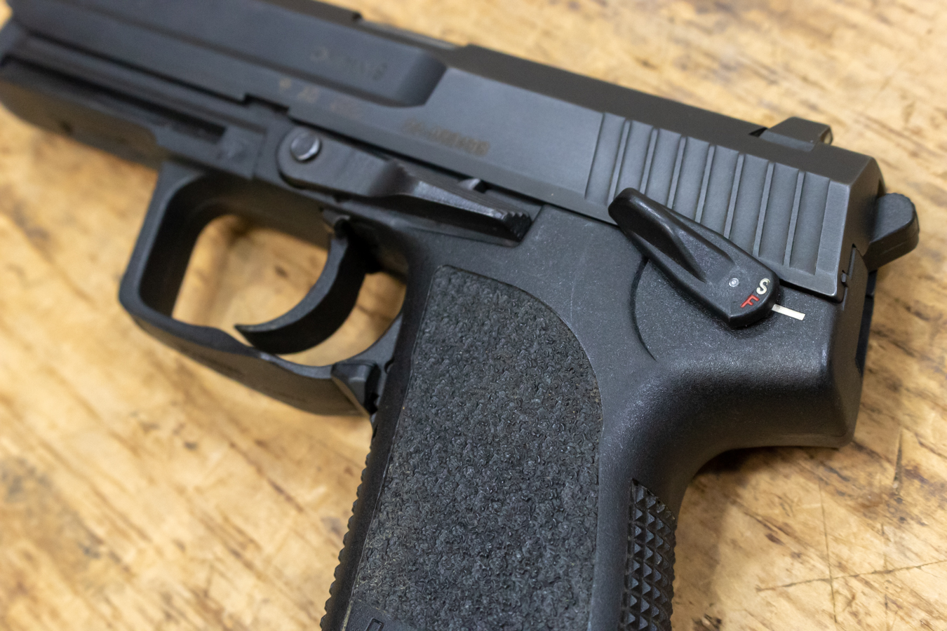 H  K USP 9mm Police Trade-In Pistol (Good Condition)
