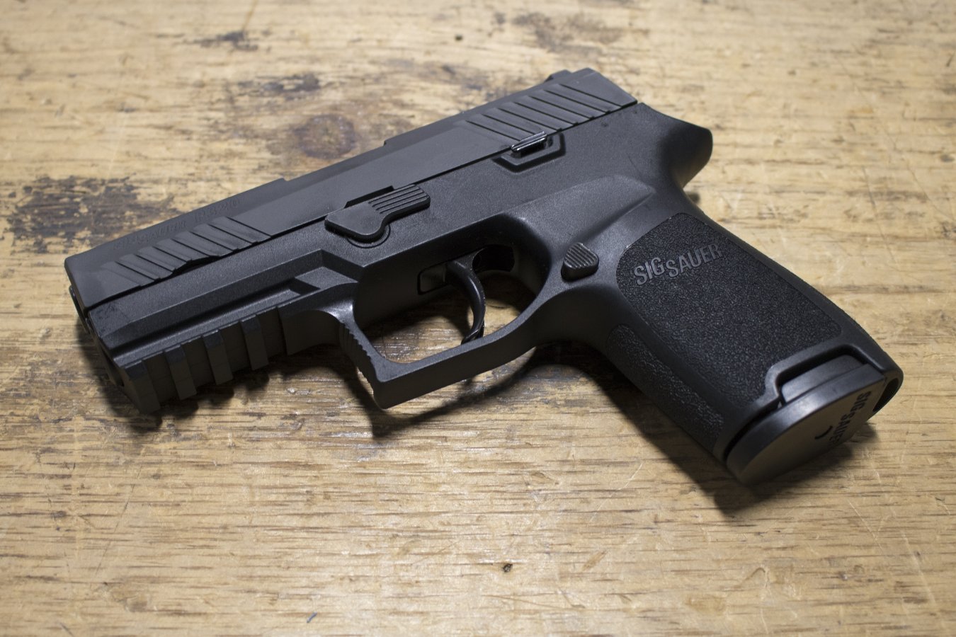 SIG SAUER P320 Compact 9mm Police Trade-in Pistols (Very Good Condition)