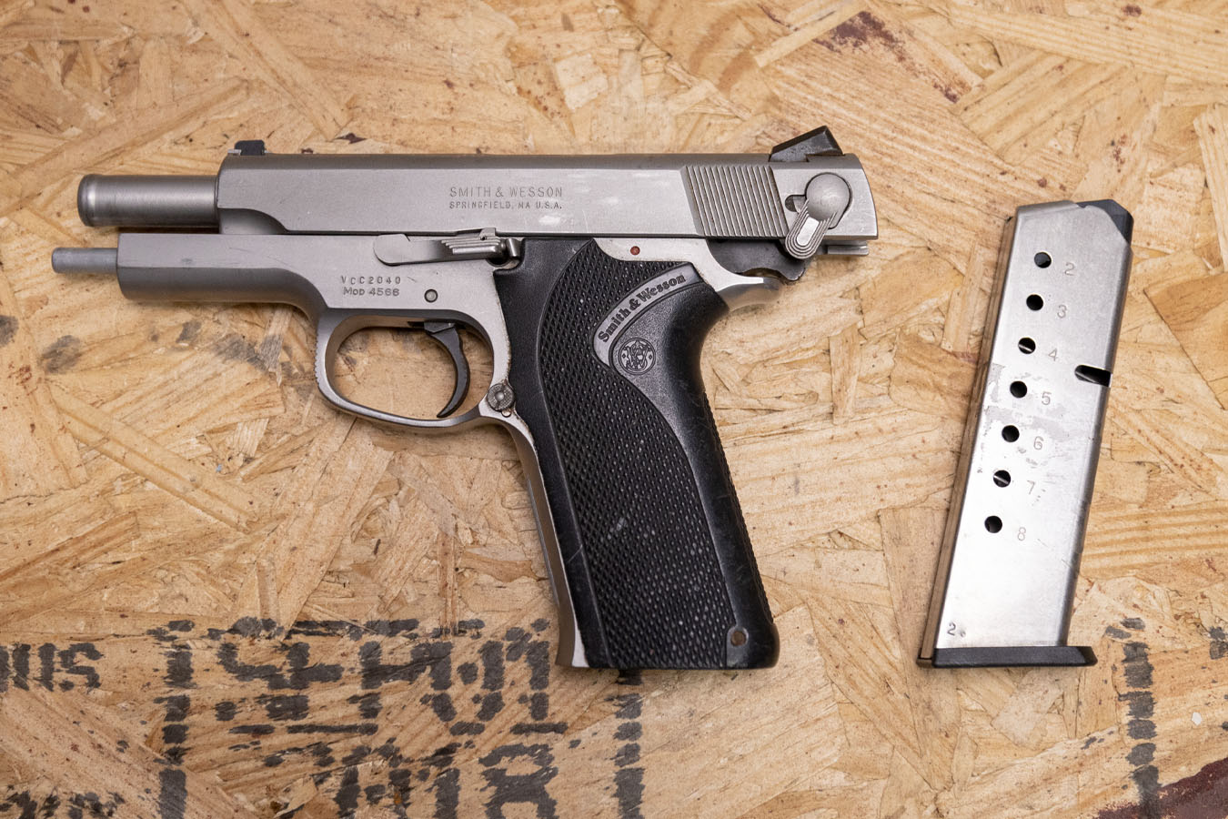 SMITH AND WESSON 4566 45ACP Police Trade-In Pistol in Stainless
