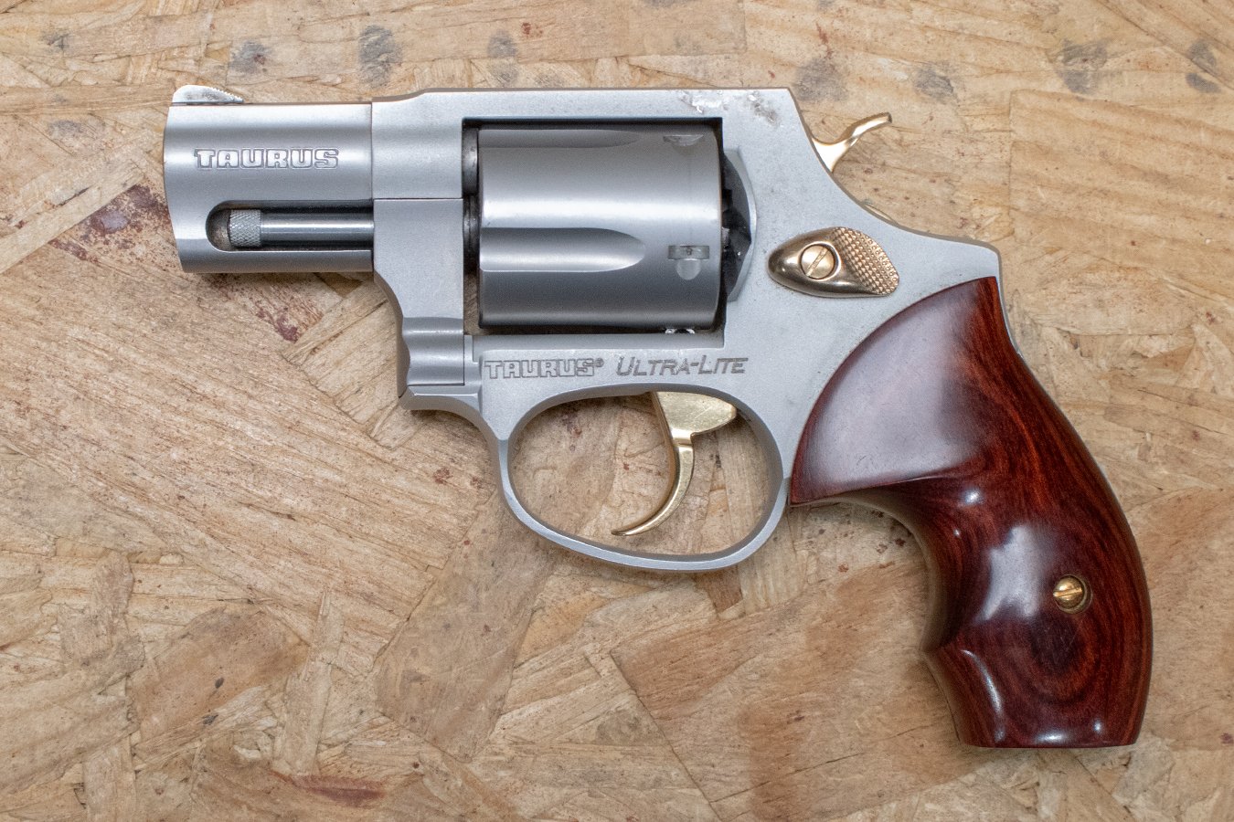 TAURUS Model 85 Ultra-Lite 38 Special Police Trade-In Revolver with Wood Grips