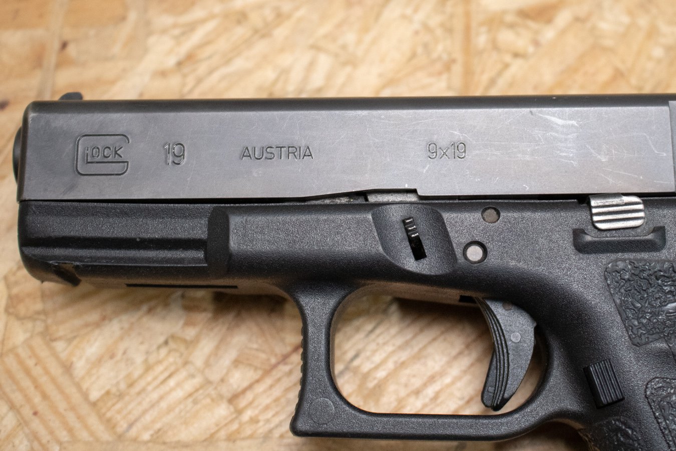 GLOCK 19 Gen3 9mm Police Trade-In Pistol