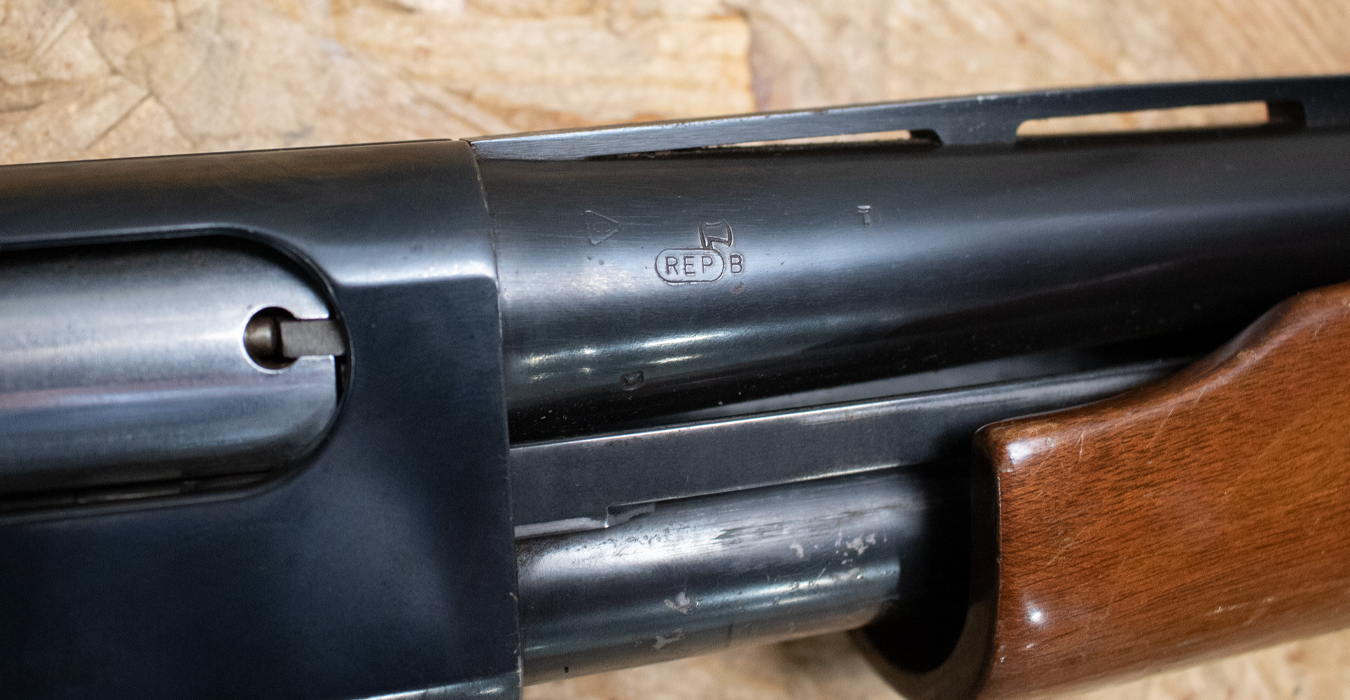 REMINGTON 870 Wingmaster Magnum 12 Gauge Police Trade-In Shotgun with Ribbed Barrel