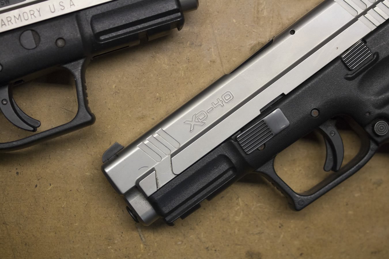 SPRINGFIELD XD-40 40 S&W Bi-Tone Police Trade-ins (Very Good Condition)