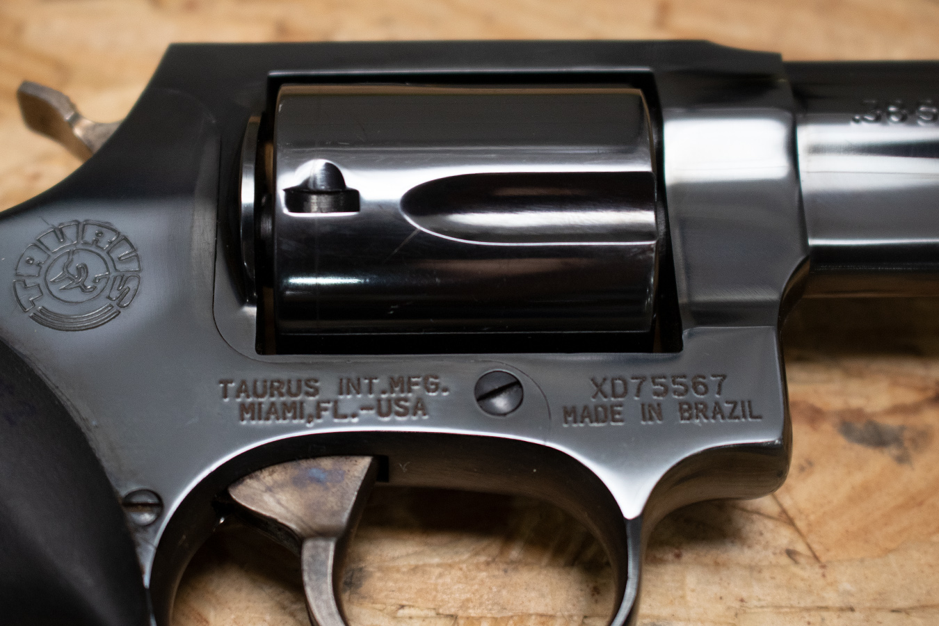 TAURUS 85 38 Special Police Trade-In Revolver with Rubber Grips