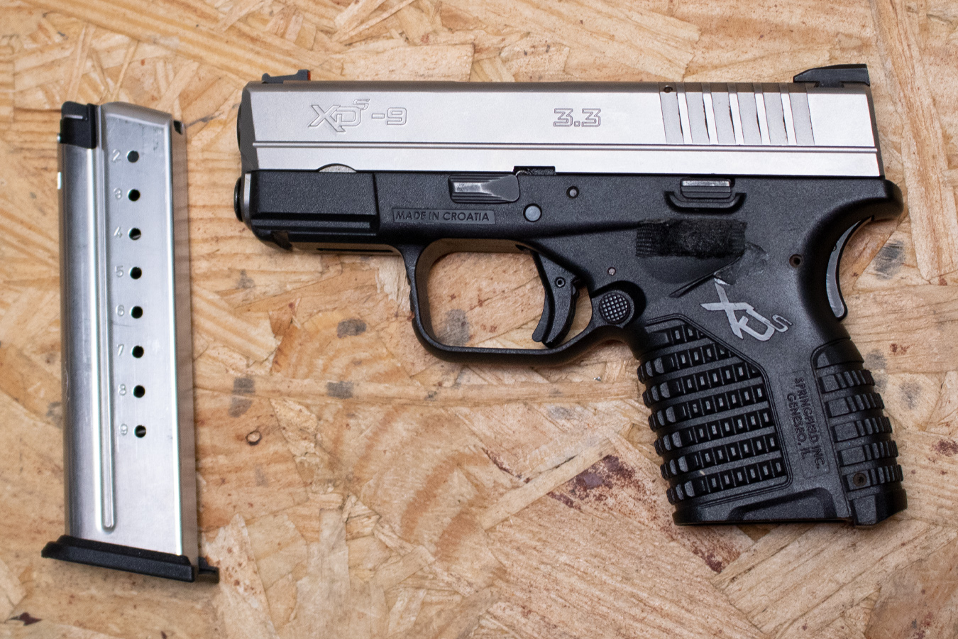 SPRINGFIELD XDS-9 3.3 9mm Police Trade-In Pistol with Bi-Tone Finish 