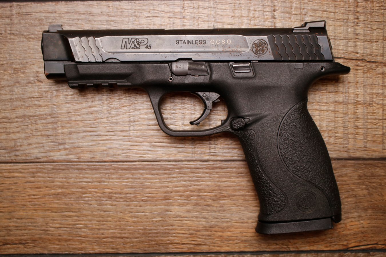 SMITH AND WESSON M&P45 45ACP Police Trade-In Pistol with GCSO Sheriffs Dept Engraving