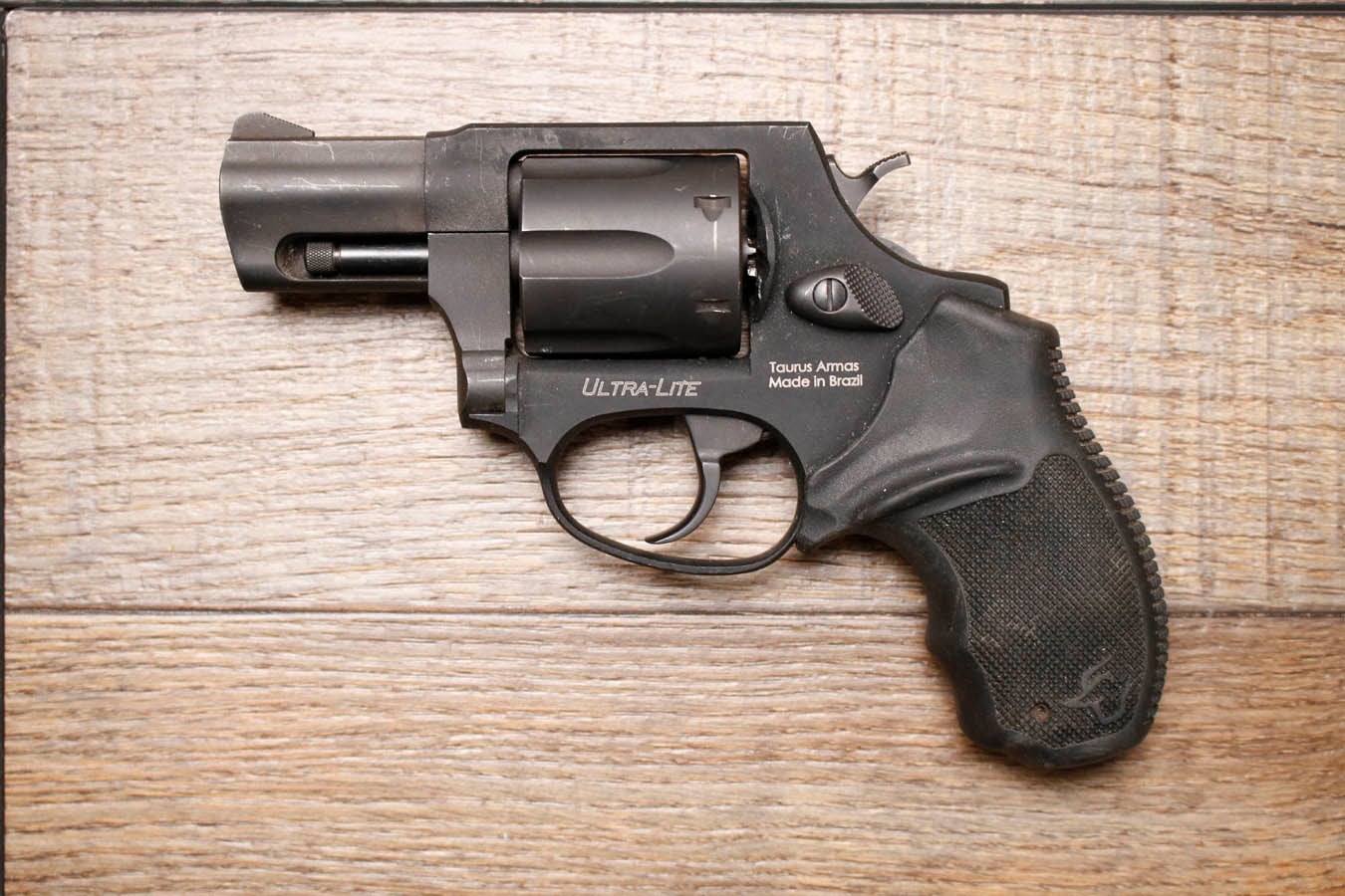 TAURUS 856 Ultra-Lite 38 SPL Police Trade-In Revolver