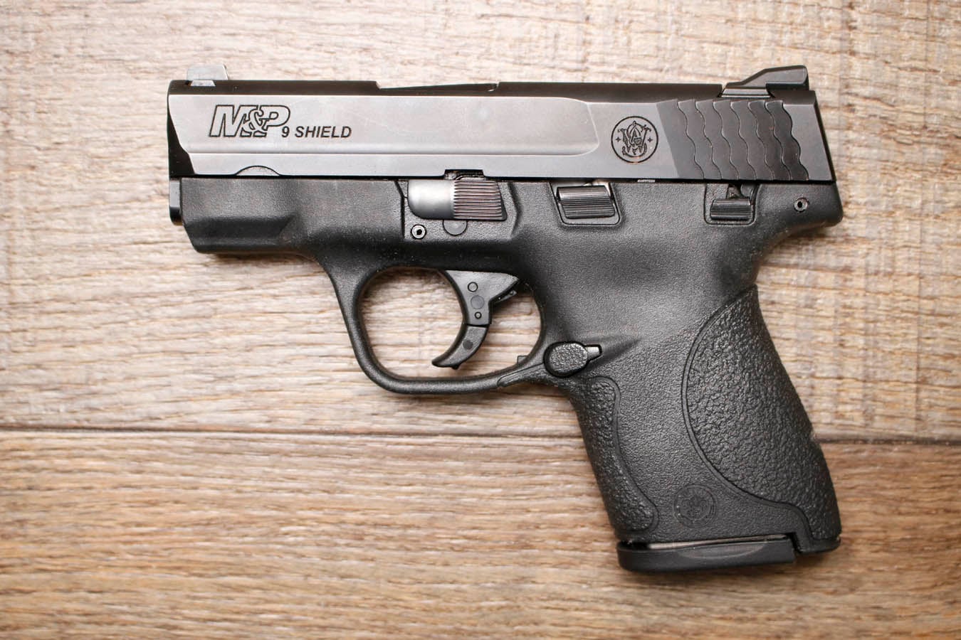 SMITH AND WESSON M&P9 Shield 9mm Police Trade-In Pistol
