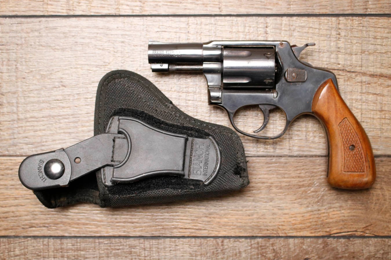 ROSSI M38 38 SPL Police Trade-In Revolver with Holster