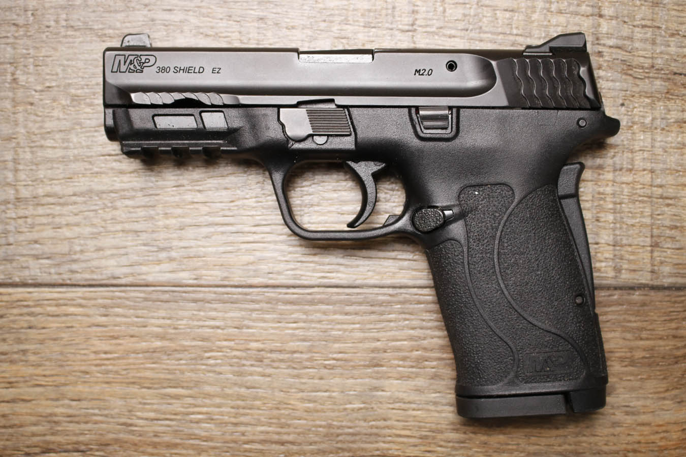 SMITH AND WESSON M&P 380 Shield EZ M2.0 380 ACP Police Trade-In Pistol 