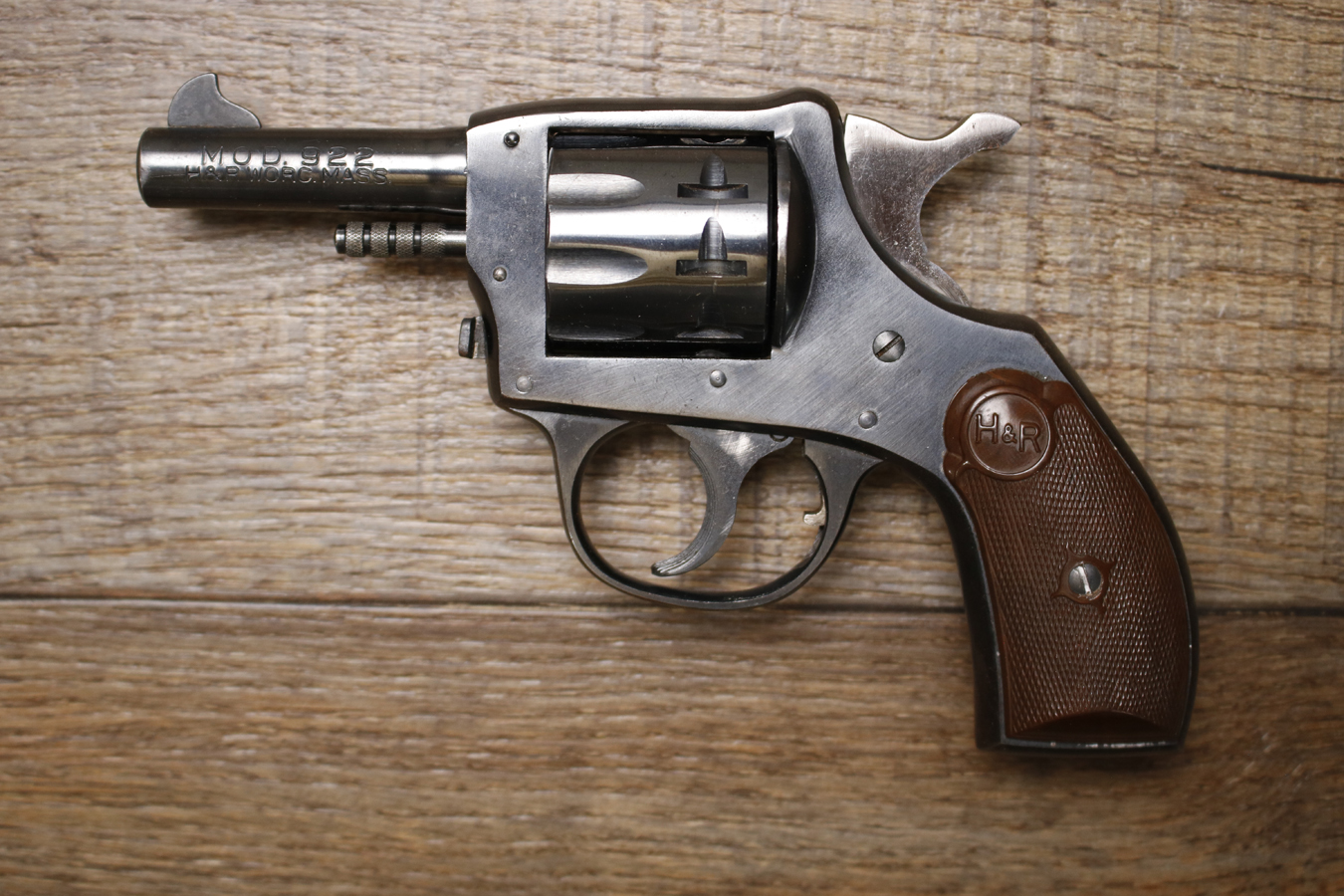 H AND R 922 22 LR Police Trade-In Revolver