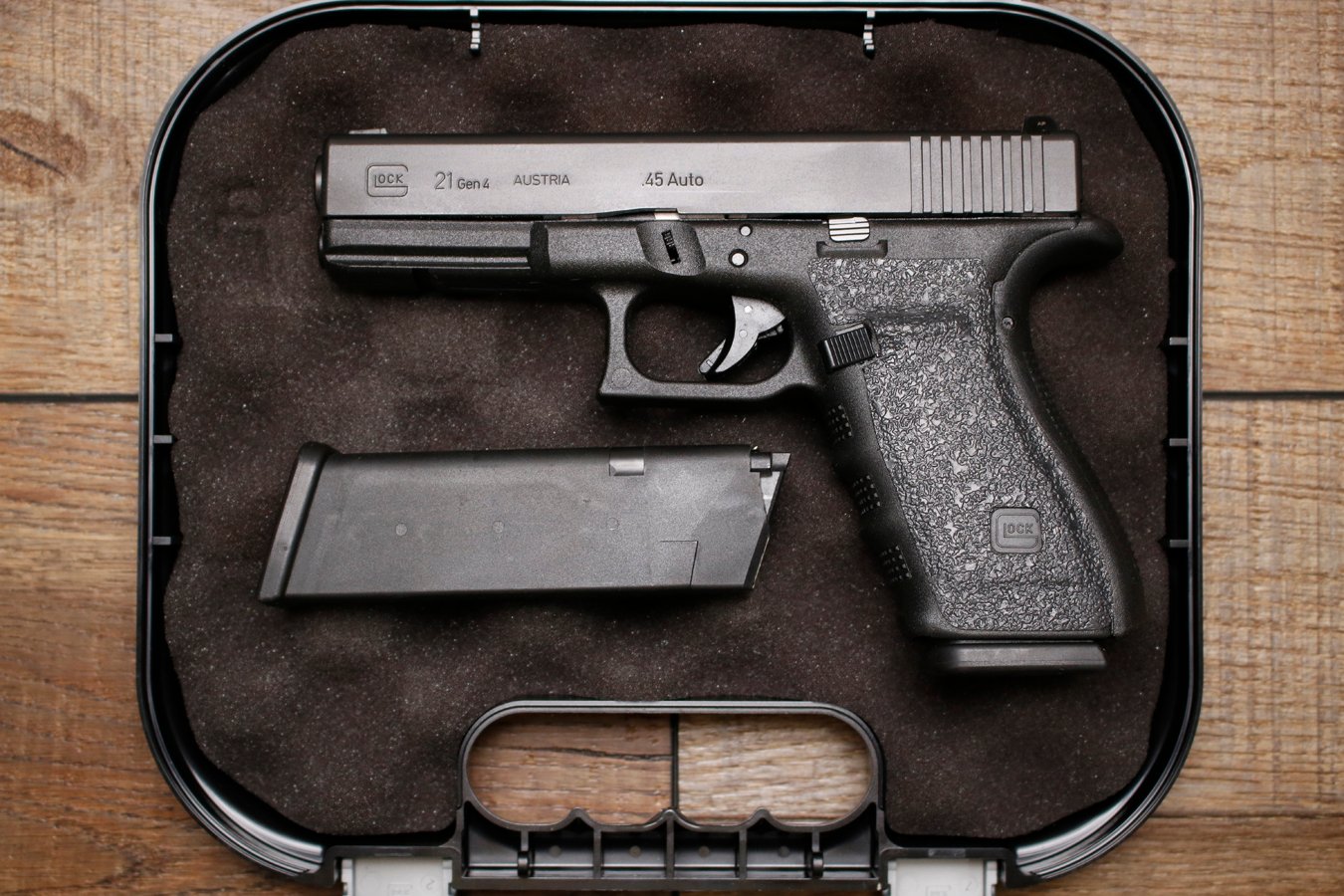 GLOCK 21 Gen 4 45 ACP Strippled Police Trade-In Pistol (Very Good Condition)