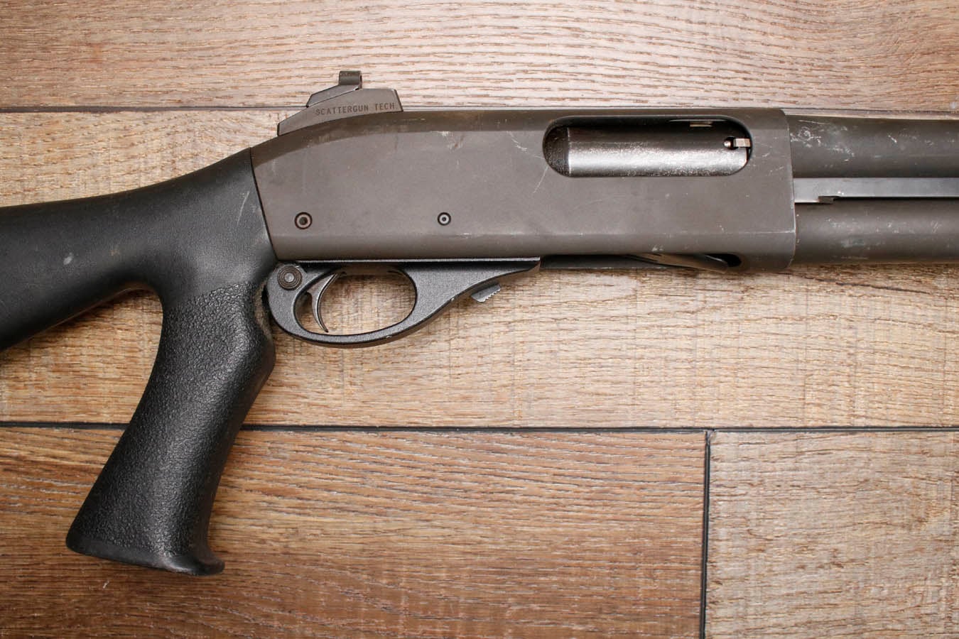 REMINGTON 870 Police Magnum 12GA Police Trade-In Shotgun with Sure Fire Flashlight