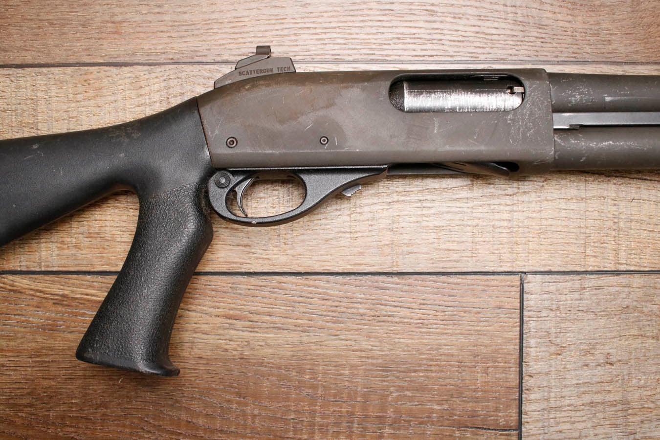 REMINGTON 870 Police Magnum 12GA Police Trade-In Shotgun with Sure Fire Flashlight