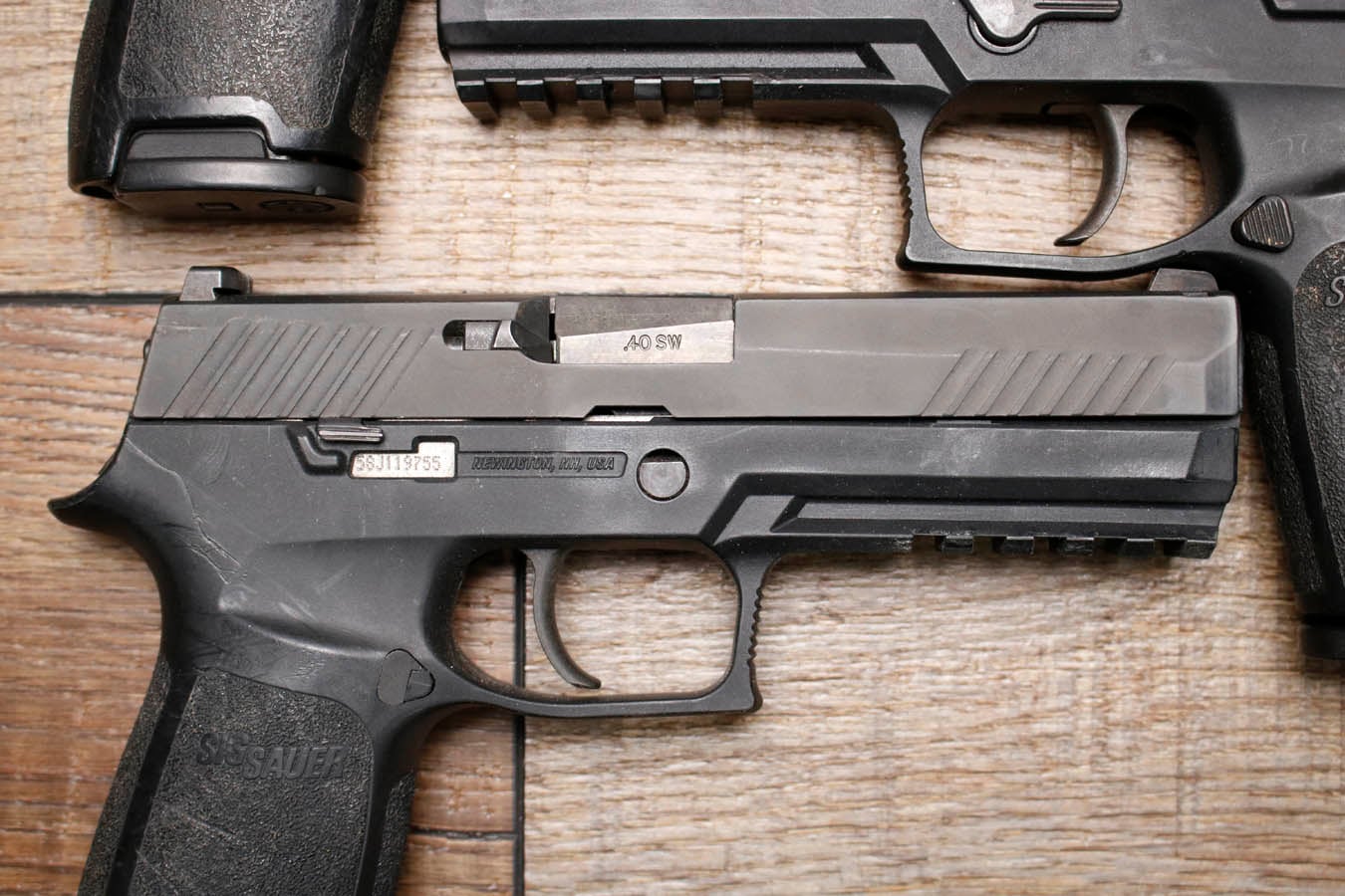 SIG SAUER P320 Full Size 40 S&W Police Trade-In Pistol (Fair Condition) with Night Sights