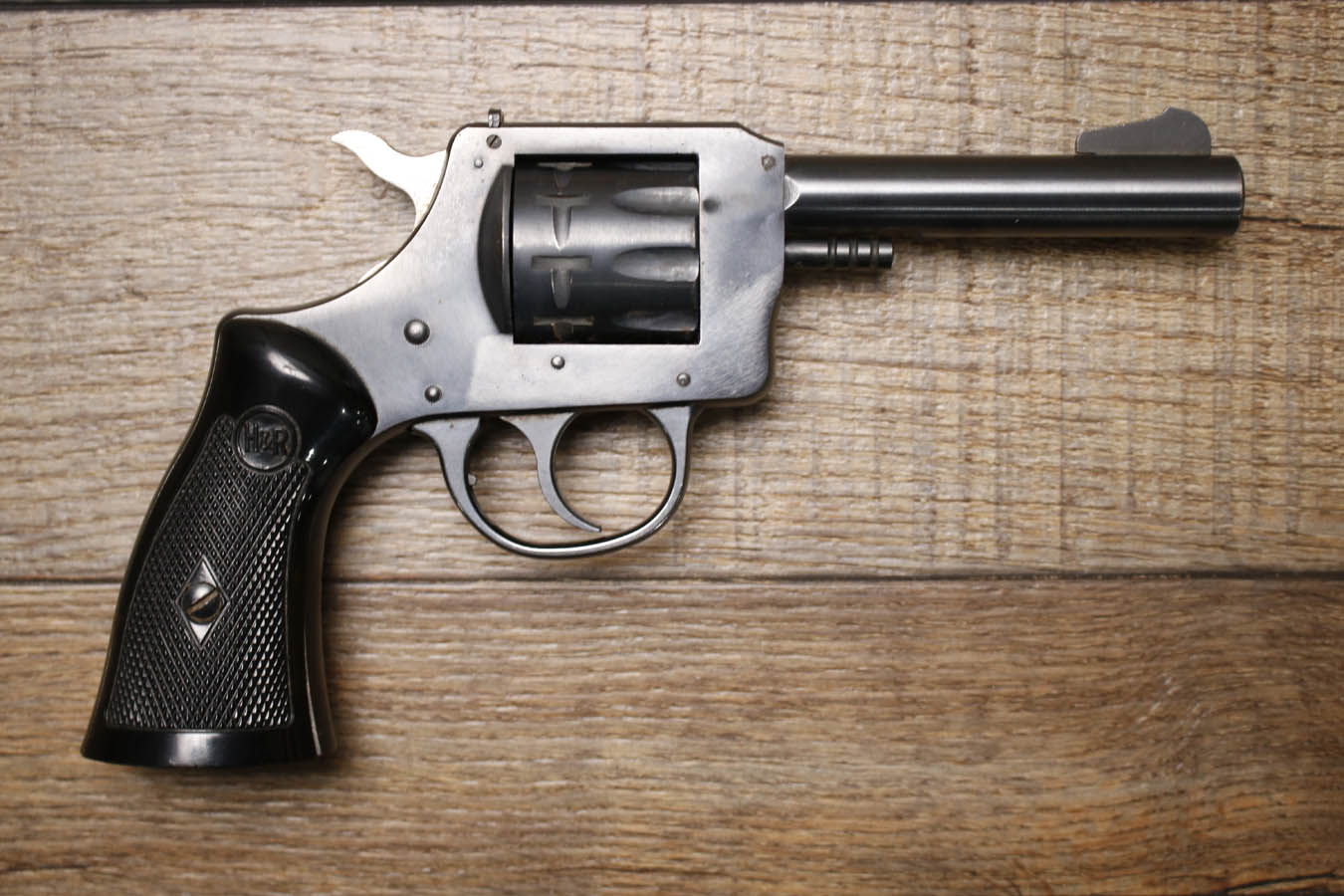 H AND R 929 22 LR Police Trade-In Revolver