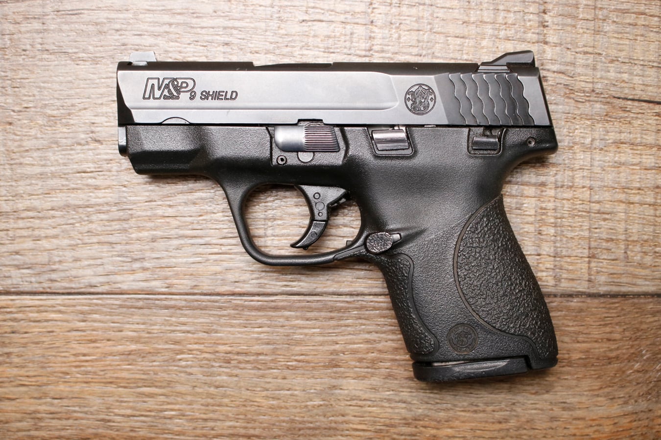 SMITH AND WESSON M&P9 Shield 9mm Police Trade-In Pistol