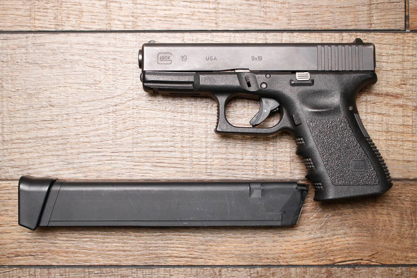 GLOCK 19 Gen 3 9mm Police Trade-In Pistol