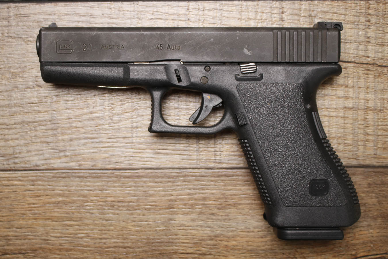 GLOCK 21 Gen 2 45 ACP Police Trade-In Pistol